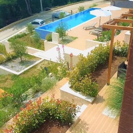 Cozy Apartments With Pool And Splendid Seaview Kavac Екстер'єр фото