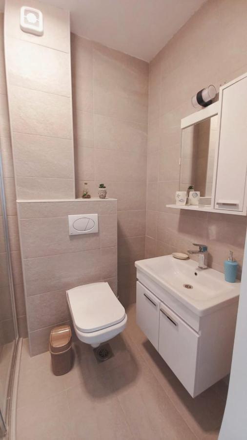 Cozy Apartments With Pool And Splendid Seaview Kavac Екстер'єр фото