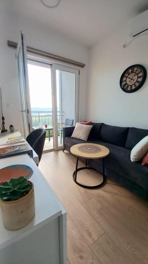 Cozy Apartments With Pool And Splendid Seaview Kavac Екстер'єр фото