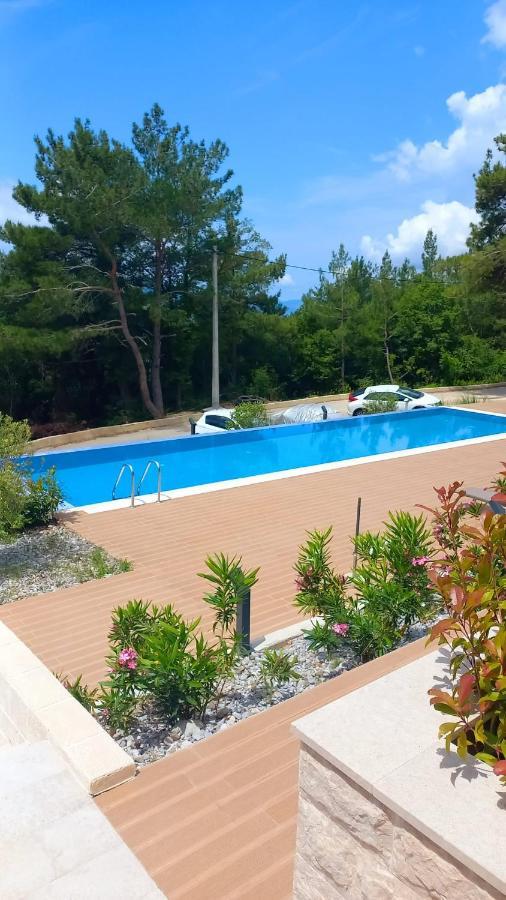 Cozy Apartments With Pool And Splendid Seaview Kavac Екстер'єр фото